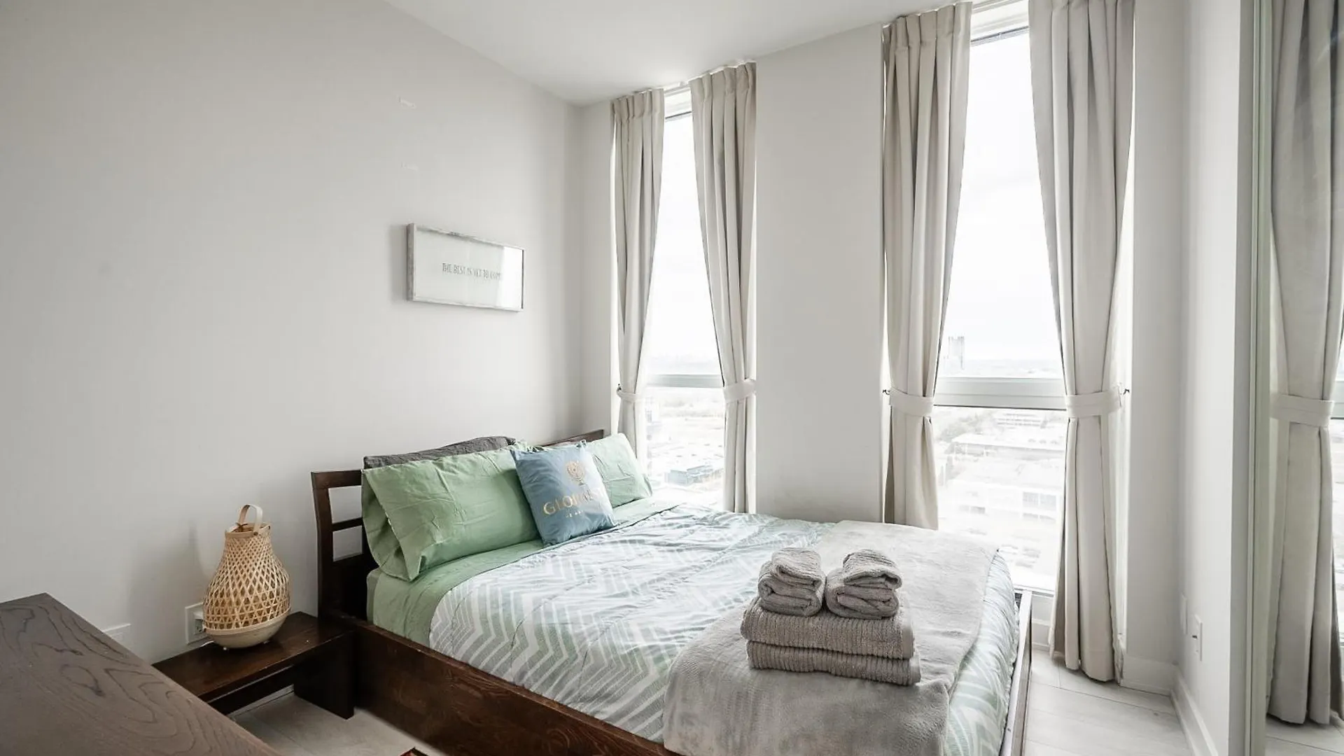 Globalstay Modern Sonic Way Condos Toronto 0*,  Kanada
