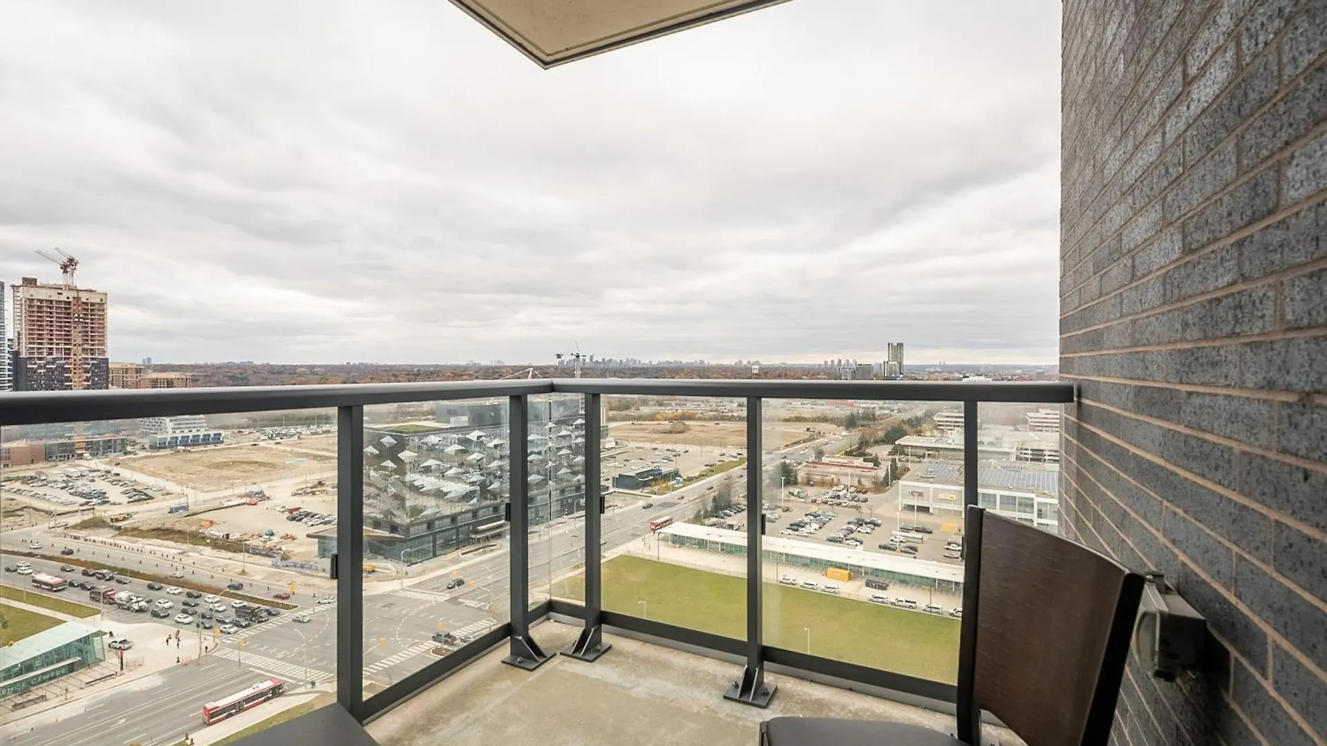 Daire Globalstay Modern Sonic Way Condos Toronto Kanada